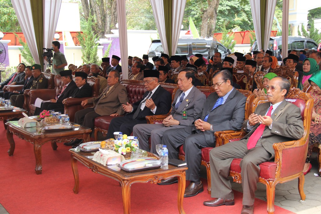 Dihadiri Hakim Agung dan Direktur, Perpisahan KPTA Jambi Berlangsung Meriah