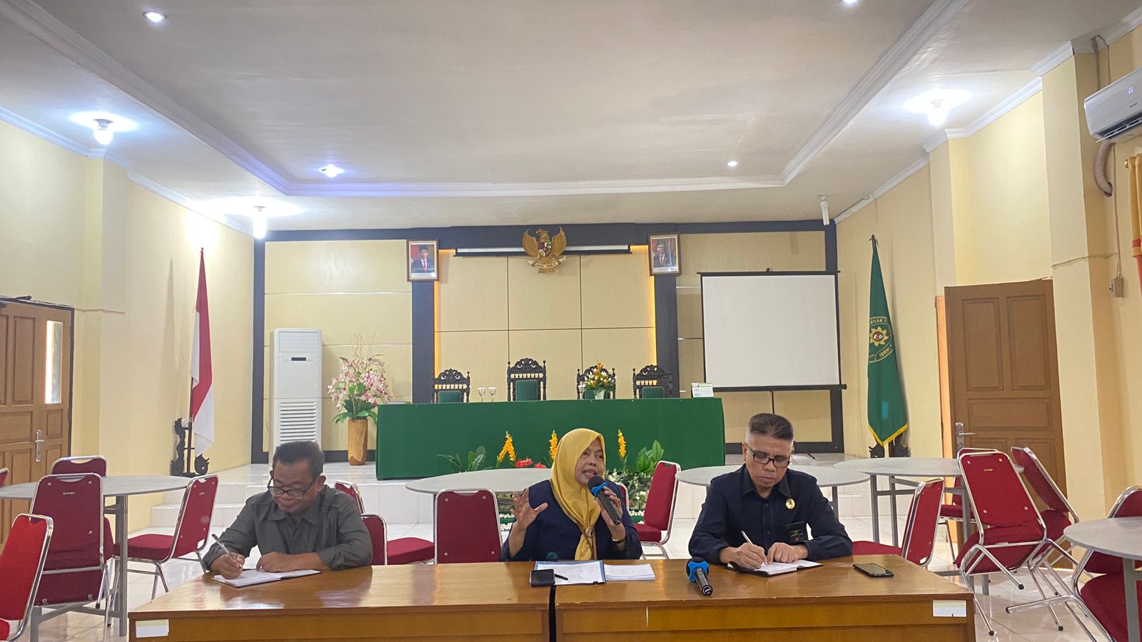 Rapat Kepaniteraan 1b