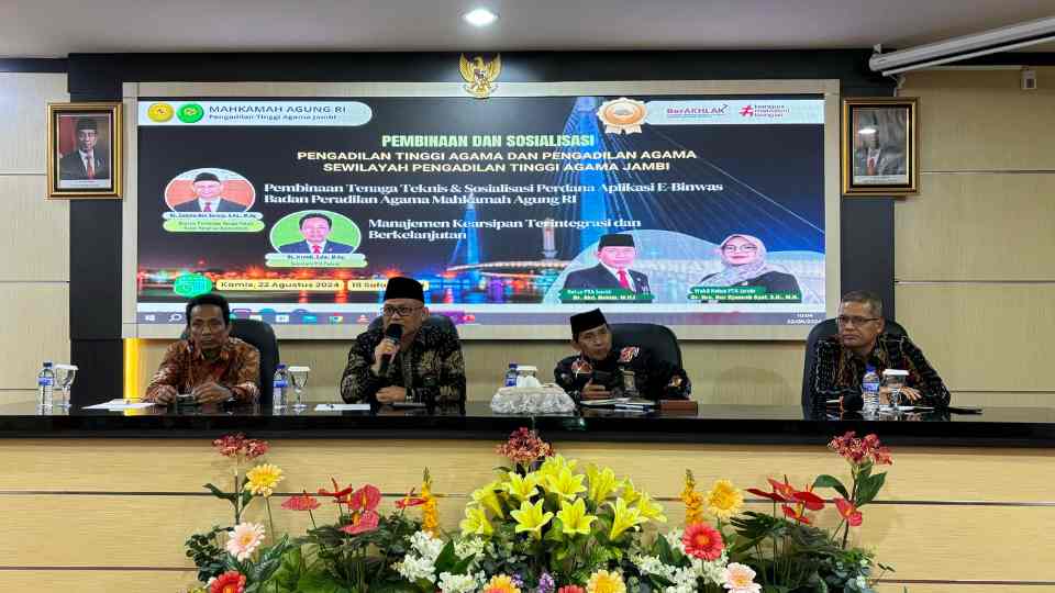 PTA Jambi Menjadi yang Perdana Gelar Sosialisasi E-Binwas dan Manajemen Kearsipan Terintegrasi dan Berkelanjutan