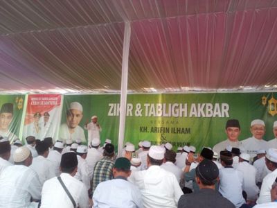 Waka PTA Jambi Hadiri Tabligh Akbar Ustd. Arifin Ilham di Sarolangun