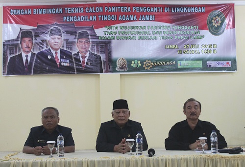 Ketua PTA Jambi Buka Secara Resmi Bimtek PP Lokal (28/07)