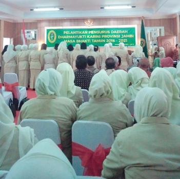 Semangat Kartini Dalam Acara Pelantikan Pengurus Daerah Dharmayukti Karini Masa Bhakti 2018 – 2021 Sukses dan Hikmat