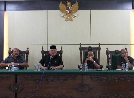 Ketua PTA Jambi : Hindari Pungutan Liar (23/12)