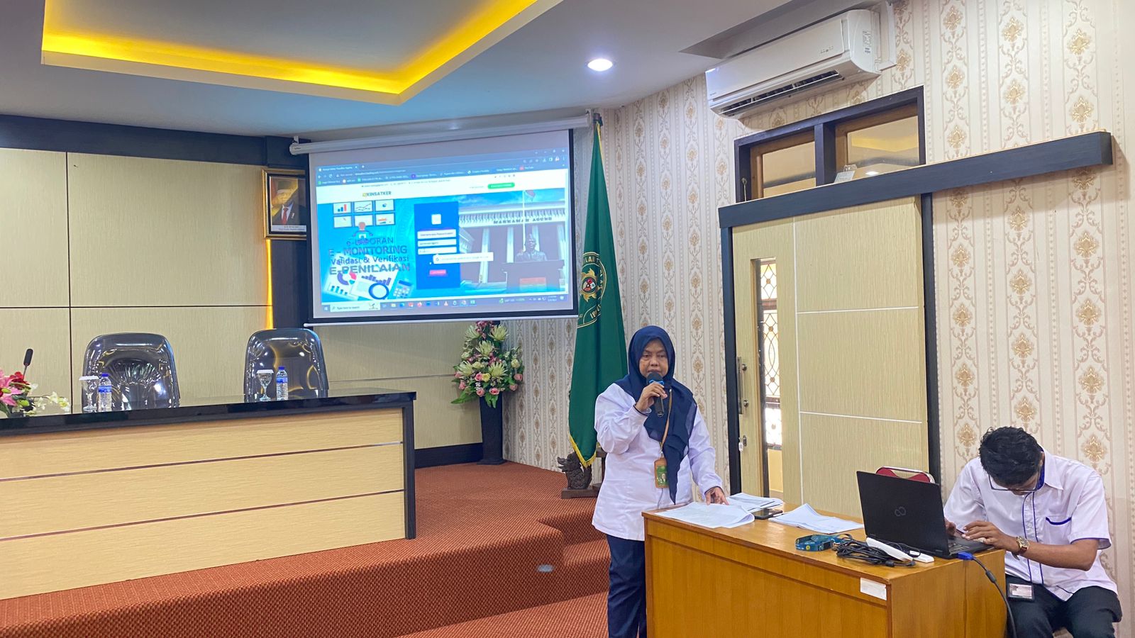 Pengawasan dimulai. Panitera berikan pembekalan kepada SDM di kepaniteraan PTA Jambi