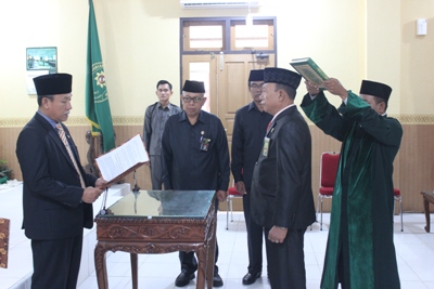 Panitera PTA Jambi dan Empat Ketua Pengadilan Agama di Lantik 