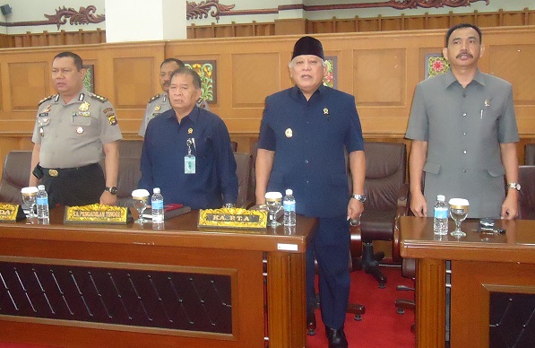 Bersama Forkompimda, KPTA Jambi Hadiri Rapat Paripurna DPRD