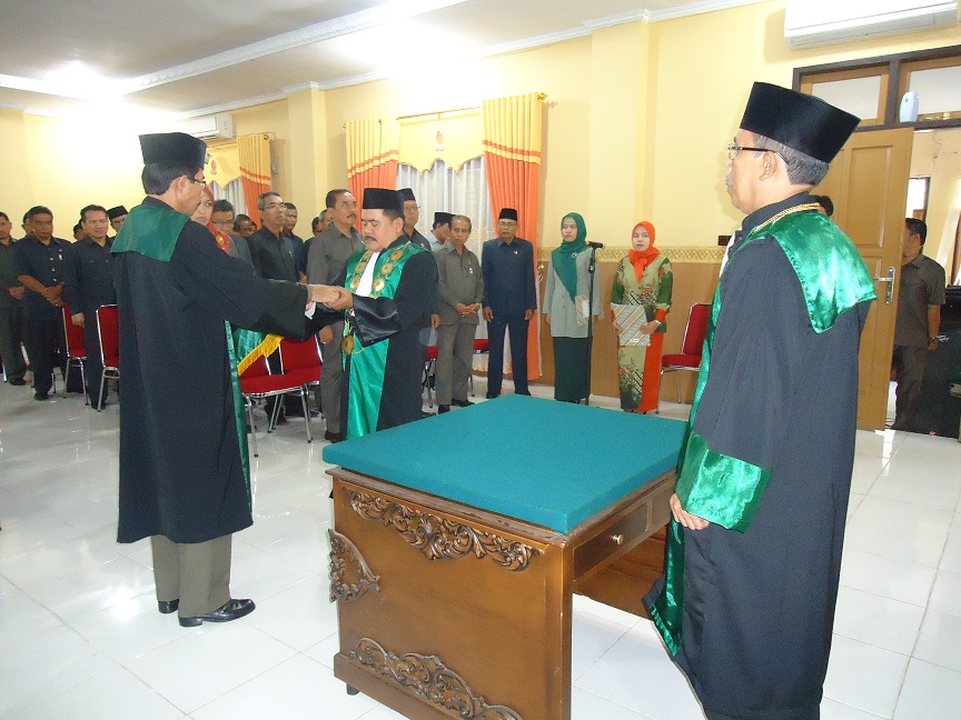 Wakil Ketua PTA Jambi Lantik Ketua PA Muara Bungo