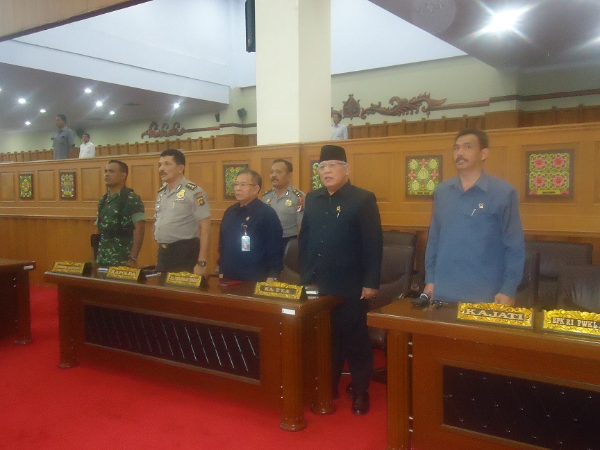 Ketua PTA Jambi Hadiri Rapat Paripurna DPRD Provinsi Jambi