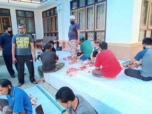 Penyembelihan Dua Ekor Sapi Kurban diselenggarakan di PTA Jambi