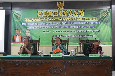 Hakim Agung dan Dirjen Badilag Lakukan Pembinaan Teknis dan Administrasi Yustisial di PTA Jambi