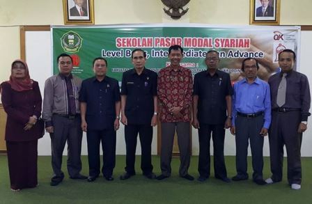 HakimTinggi PTA Jambi Peserta Sekolah Pasar Modal Syariah (12/08)