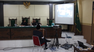 PTA Jambi  Lakukan Rapat Evaluasi Laporan Perkara Bulan Maret Pengadilan Agama Se-Wilayah Melalui Teleconference