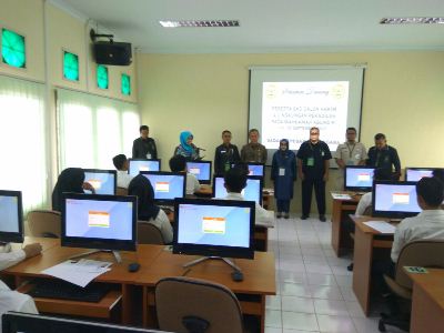 Hanya 35 Orang Lulus, Di Hari Pertama Ujian Computer Assisted Test (CAT) Kompetensi Dasar Calon Hakim Tahun 2017 di Provinsi Jambi