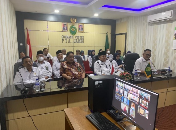 PTA Jambi Selenggarakan Pembinaan Bagi Seluruh Pengadilan Agama Sewilayah Secara Daring